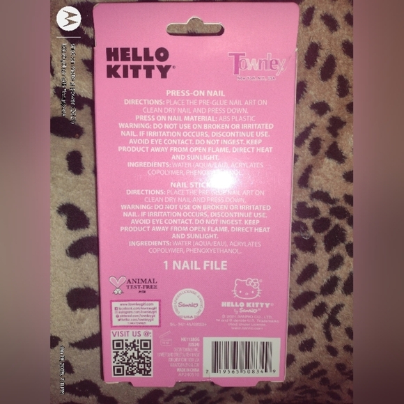 🐼🐼🐼Hello Kitty Press-On Nails And Nail Stickers - Picture 3 of 3